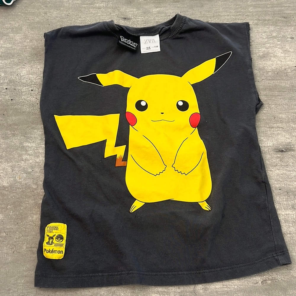 Zara Pokémon shirt pikacu